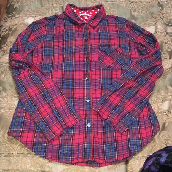 Victoria's Secret plaid long sleeve pajama top - Picture 1 of 4
